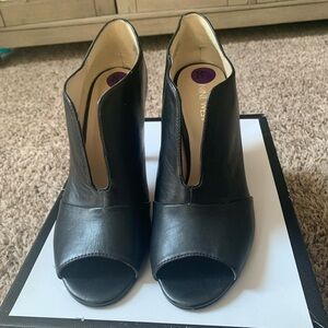 Nine West 4” Black Leather Heels